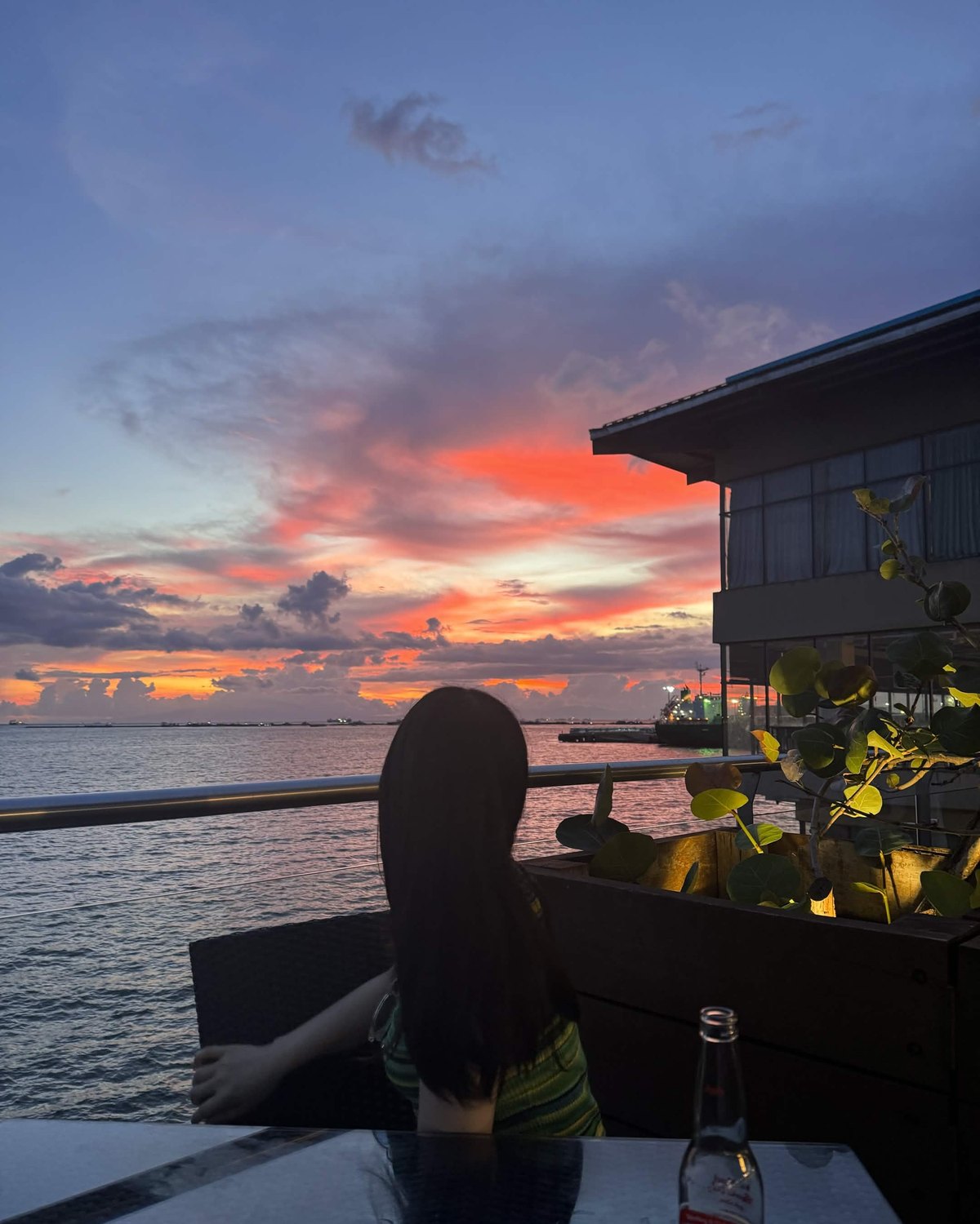 海辺の夕暮れ